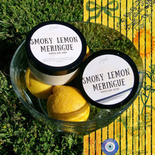 Cargar imagen en el visor de la galería, Smoky Lemon Meringue Body Scrub